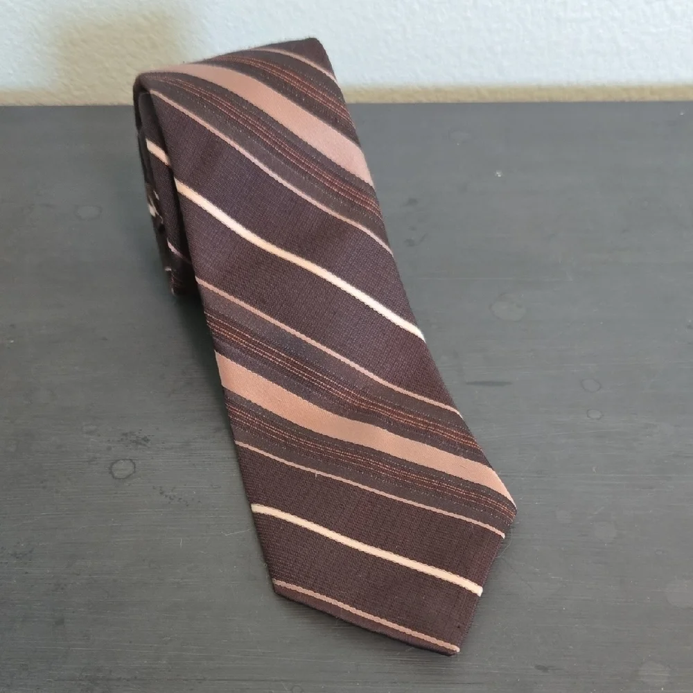 Ketch Brown Striped Tie